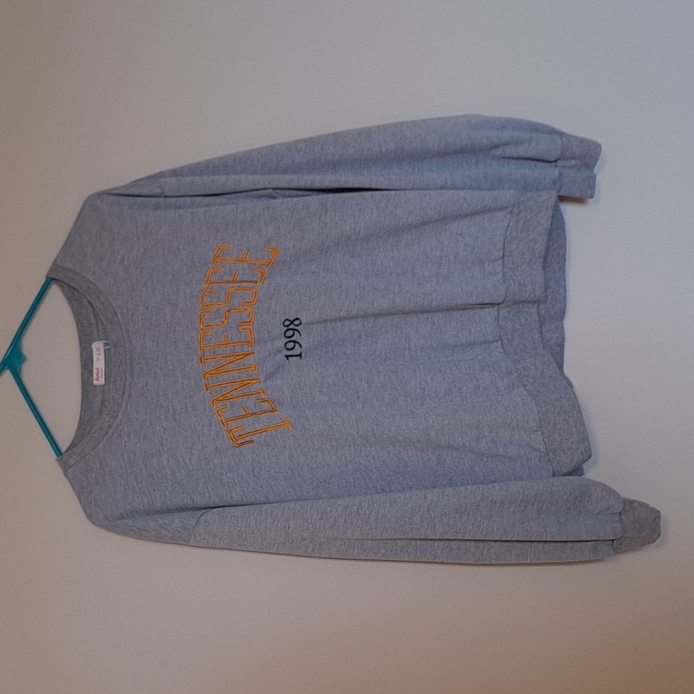 Tennessee pullover